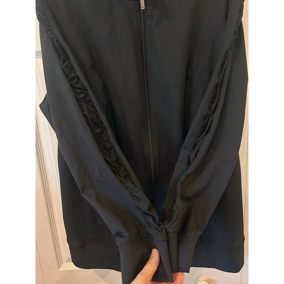 Torrid Active Mesh Panel Jacket Black Size 3 (3X) - Picture 8 of 12